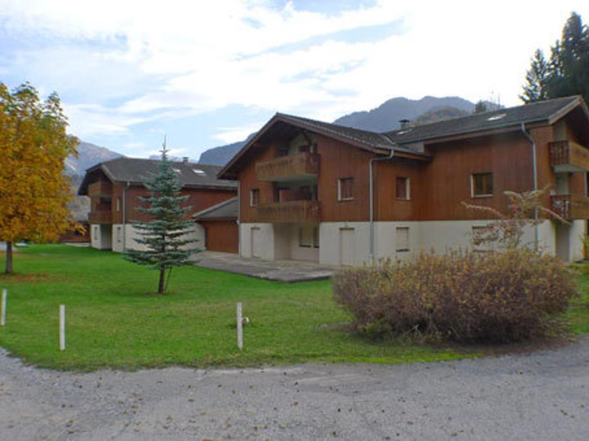 Studio Mansarde Avec Balcon, Piscine Et Parking Souterrain A Samoens - Fr-1-629-92 Exteriér fotografie